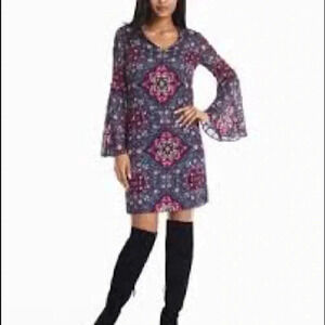 White House black market gray maroon floral print bell sleeve shift dress 4